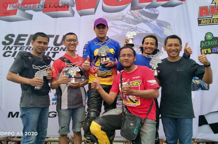 Komunitas Roda Dua Suzuki Ngegas Di Sirkuit Sentul Dalam Ajang Fun Race E-Event Seri 1