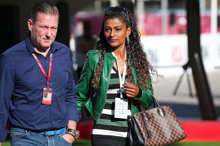 Jos Verstappen dan Amanda Sodre