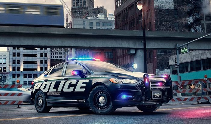 Mobil polisi Ford yang akan dikembangkan menjadi mobil polisi otonom