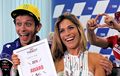 Masih Ingat? Ini Lo Deretan Cewek Sexy yang Pernah Mengisi Hidup Valentino Rossi