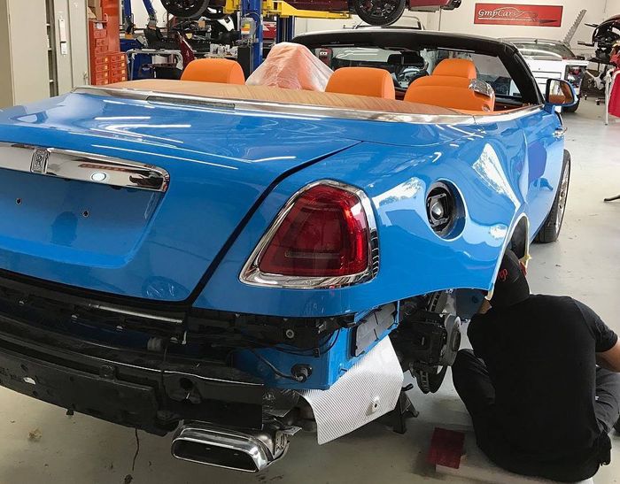 Pengerjaan wide body kit bikin tongkrongan Dawn jadi gambot