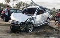 Daihatsu Taruna Ringsek, Moncong Sampai Buntut Hancur, Dibejek Anak Di Bawah Umur, Tewaskan Pengemudi Lain