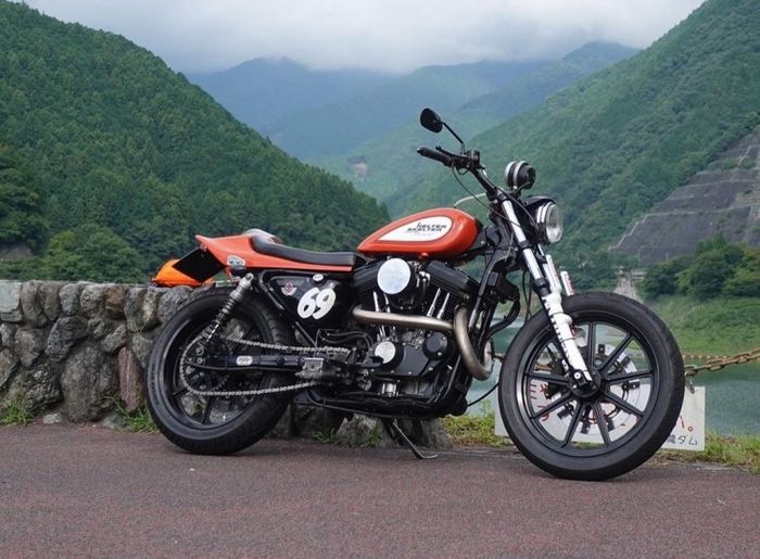 Bodi-bodi dibuat ala Harley-Davidson XR750