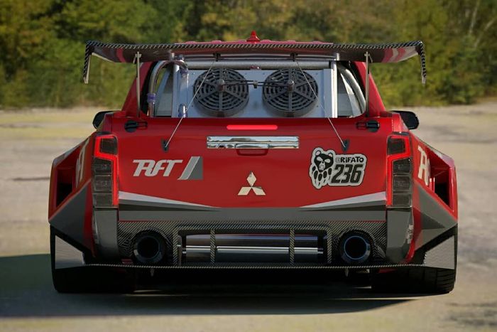 Modifikasi digital Mitsubishi Triton baru jadi mobil balap drift