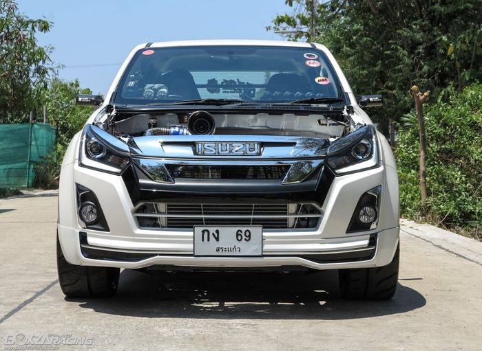 Modifikasi Isuzu D-Max copot kap mesin ekspos upgrade dapur pacu