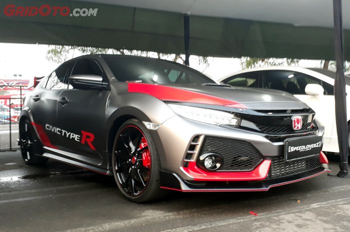 modifikasi Honda Civic Type R dengan cutting sticker