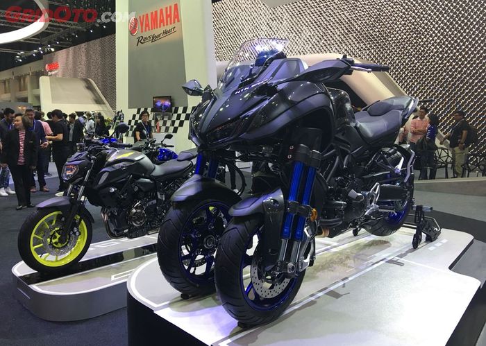 Yamaha Niken saat dipajang di Bangkok Motor Show