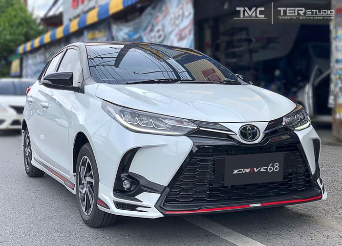Tampilan depan modifikasi Toyota Yaris facelift tampil sporty meski minimalis