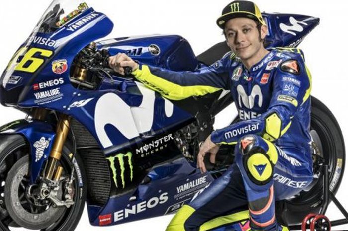 Pebalap tim Movistar Yamaha, Valentino Rossi bersama motor Yamaha M1 2018
