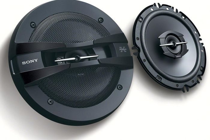 Sony XS-GTF1638 6&quot; 3-Way Coaxial Speakers