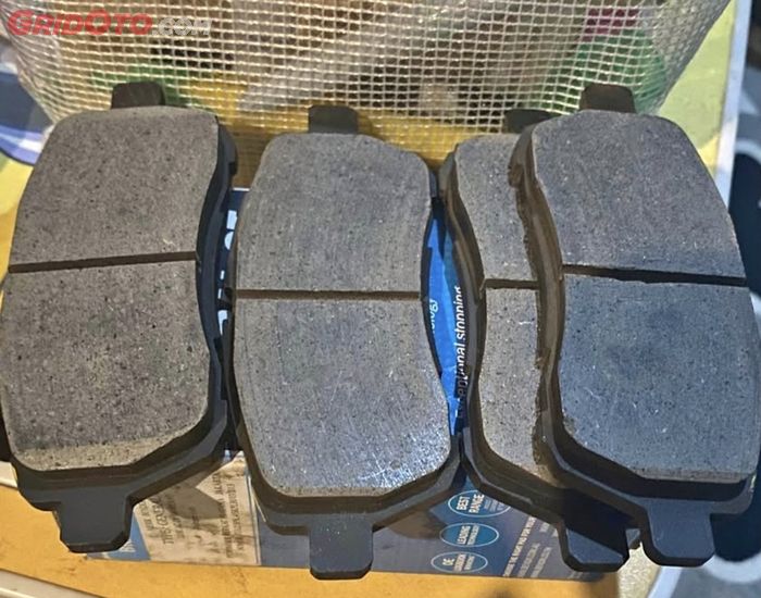 Kampas rem Suzuki Swift