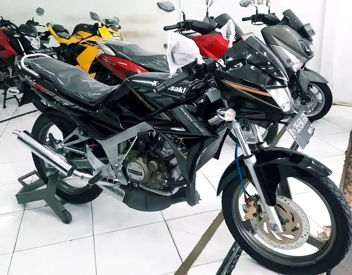 Ilustrasi Kawasaki Ninja 150 R bekas