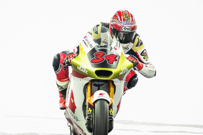 Mario Aji naik pangkat di Moto2 2025