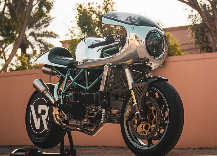 Kaki-kaki masih banyak yang standar