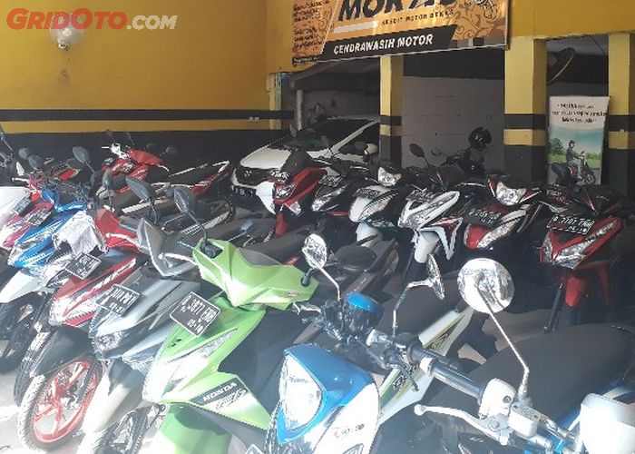 Otoseken Bursa Motor Bekas Surabaya Tetap Bergairah Gridoto Com