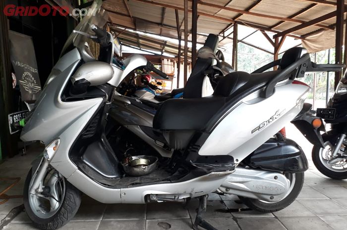 Kymco grand dink 250