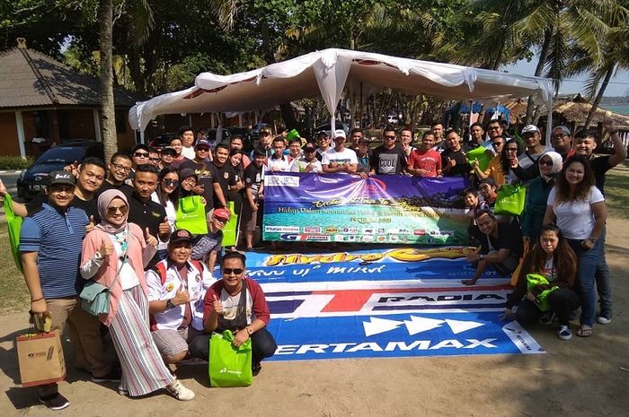 Komunitas TYCI saat melaksanakan Touring TYCI Excitement Tour To Anyer