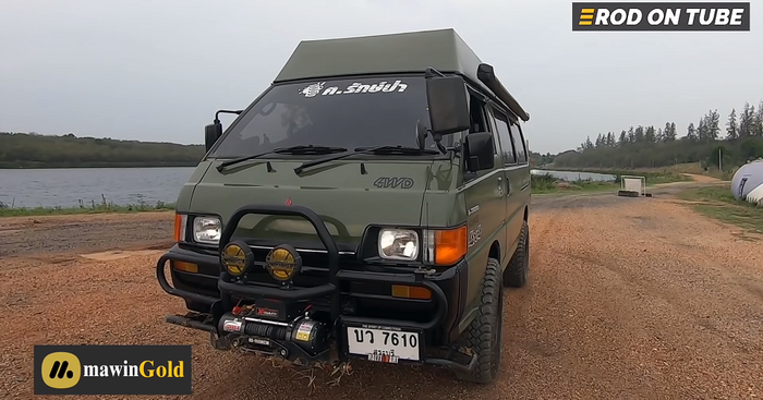 Tampilan depan Mitsubishi L300 campervan