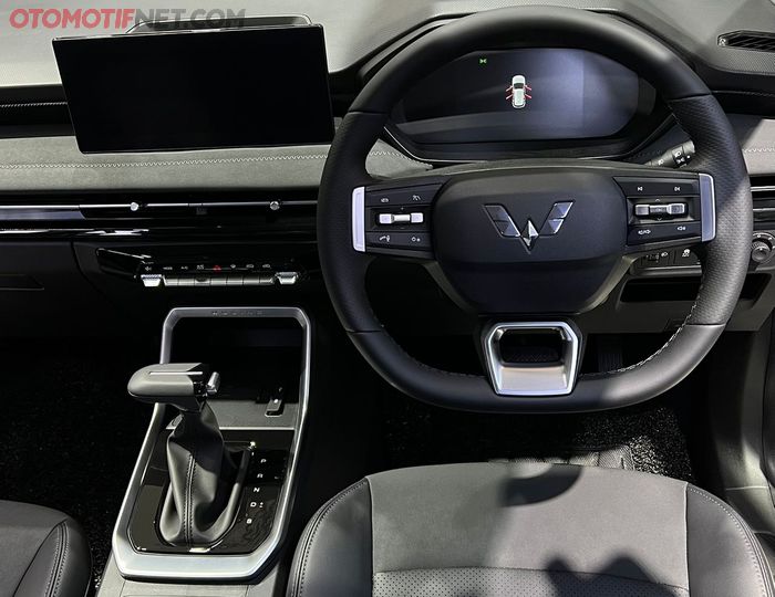 Interior Wuling Alvez EX