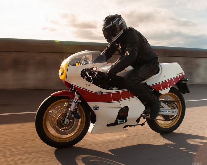 Yamaha Fazer 600 bertampang TZ500 yang keren