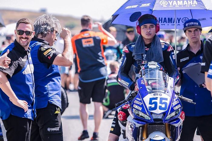 Galang Hendra Pratama gak lagi jadi pembalap Indonesia satu-satunya di ronde terakhir WSSP300 2019 di sirkuit Losail, Qatar (26/10/2019)