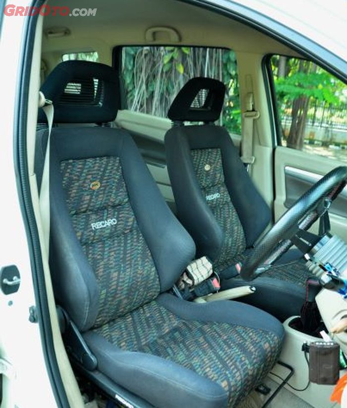 Jok Recaro jadi menu wajib