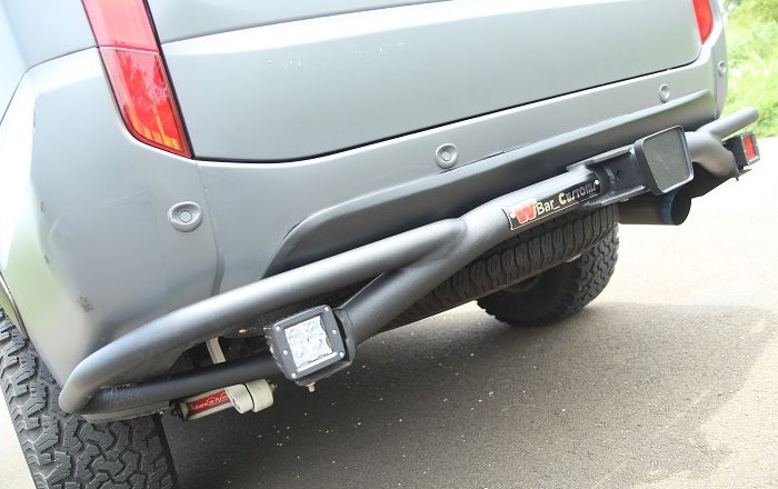 Rear protector berikut towbar, gak khawatir disenggol dari belakang lagi