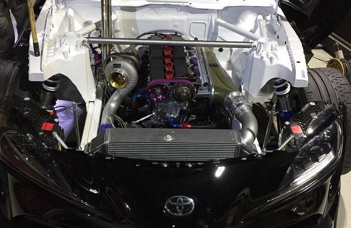Mesin 2JZ di Toyota Supra terbaru yang jadi mobil drift