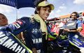 Kamu Penggemar Valentino Rossi? Pasti Ingat 4 Momen Kocak Ini
