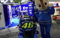 Valentino Rossi Lagi Terpuruk, Banyak Orang Mengerubungi
