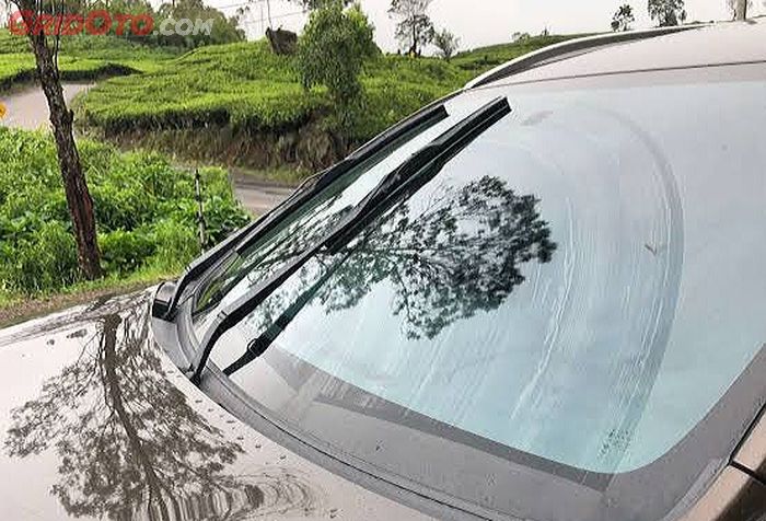 Ilustrasi wiper mobil