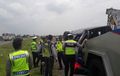 Duh, Pengemudi Gran Max Ngantuk, Seruduk Truk Tronton di Tol Cipali, Enam Orang Tewas!
