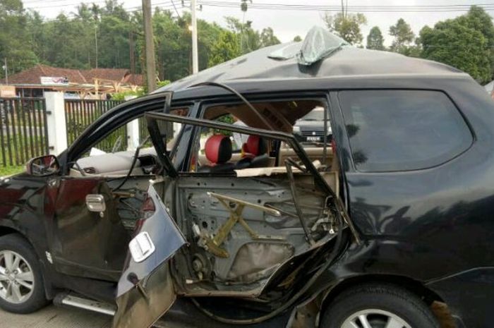 Kondisi Toyota Avanza usai ledakan