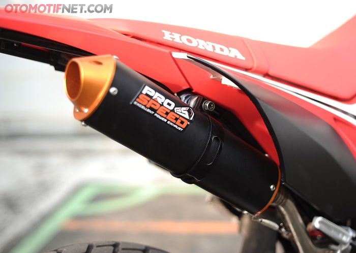 Perangkat gas buang dari Pro Speed