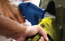 Bahaya Sering Campur Bahan Bakar Beda Oktan? Ini Yang Akan Dialami