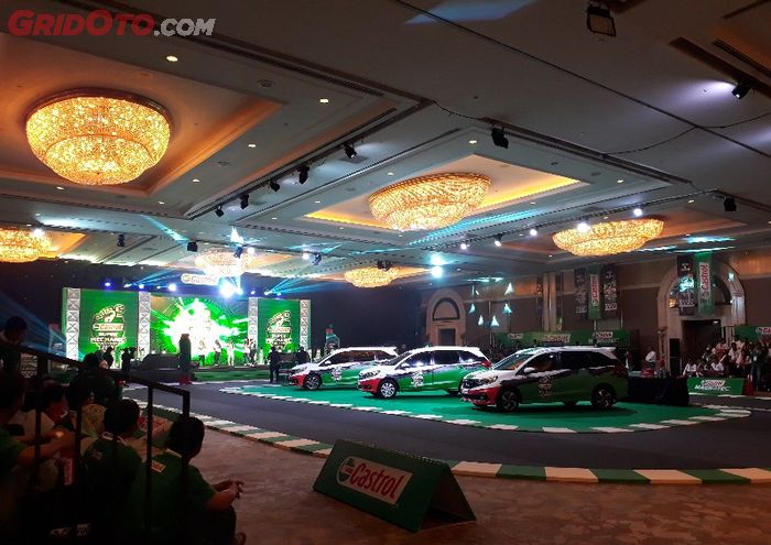 Para pemenang mekanik di tingkat nasional nantinya akan mewakili negaranya di ajang Castrol Asia Pacific Cars Super Mechanic di Malaysia