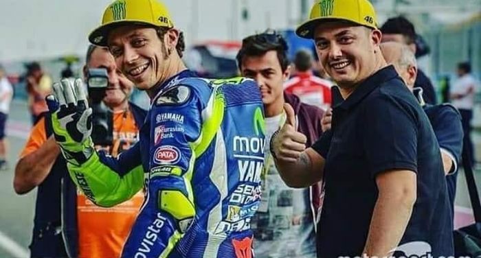 Valentino Rossi (kiri) dan Uccio Saluci 