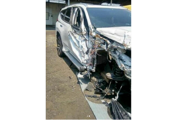 Penampakan bumper depan yang dibilang 'lecet' dikit