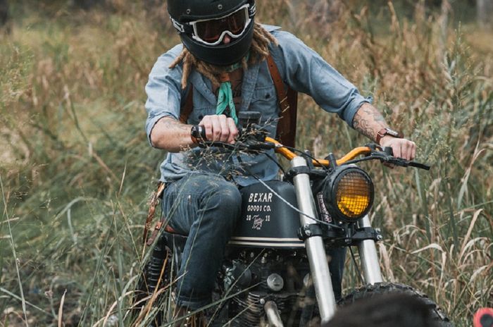 Honda CL175 custom scrambler dari Colt Wrangler Motorcycles