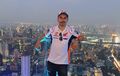 Ngeri! Jorge Lorenzo Tiduran di Atap Gedung Tertinggi, Jelang MotoGP Thailand