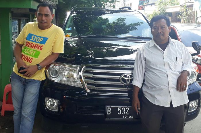 Sopir Pribadi Hotman Paris Hutapea, Abdul Majid (Kanan)