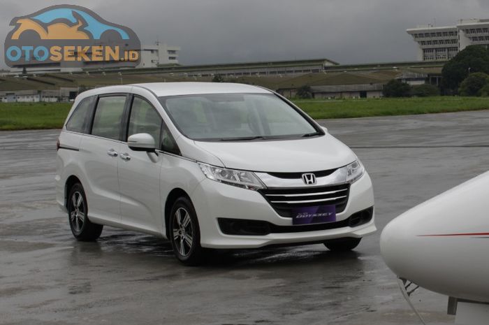 Harga Honda Odyssey tahun 2014 bekas