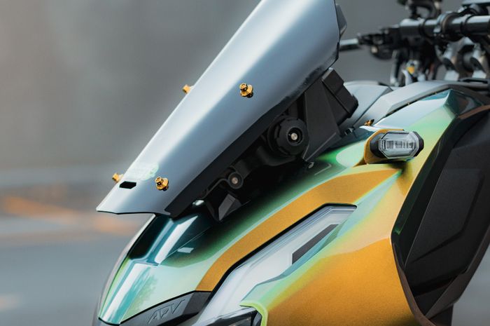 Penyebab visor Honda ADV 150 enggak bisa naik dan turun 