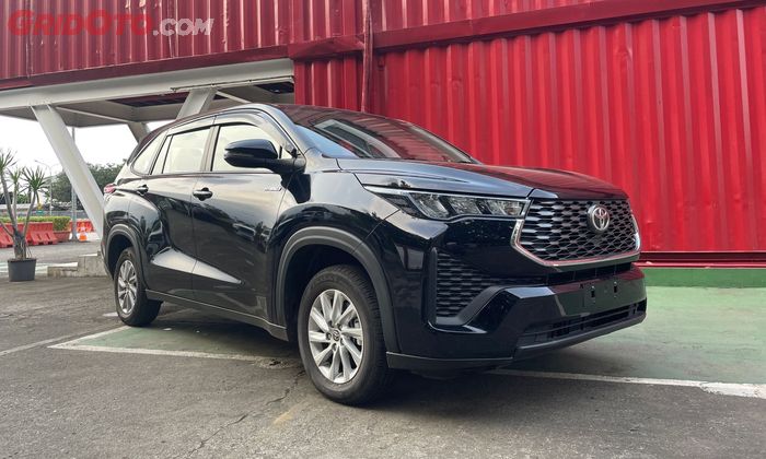 Toyota Kijang Innova Zenix memiliki kolong yang tinggi