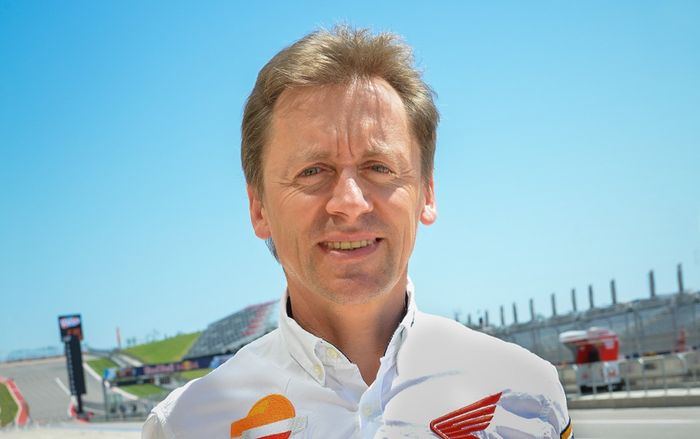 Mike Leitner eks kepala kru Pedrosa yang sekarang di KTM dikaitkan dengan terlibat merayu Pedrosa ke KTM