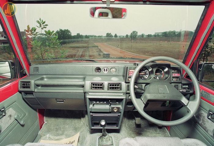 Dasbor Daihatsu TAFT 4X4 1991