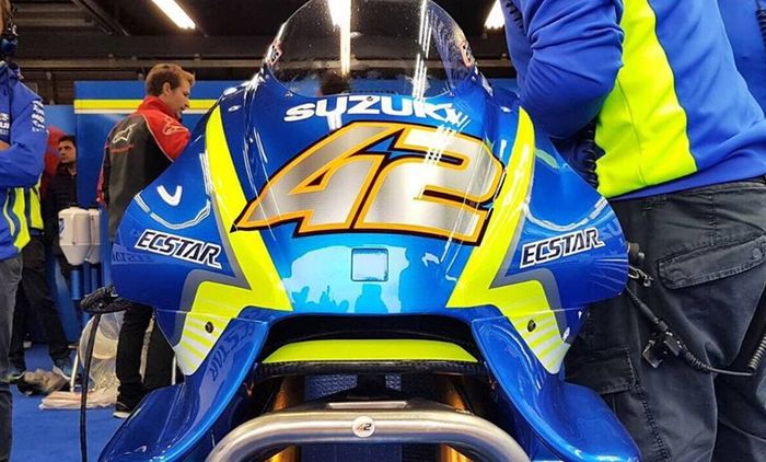 Model fairing baru pada motor tim Suzuki ECSTAR