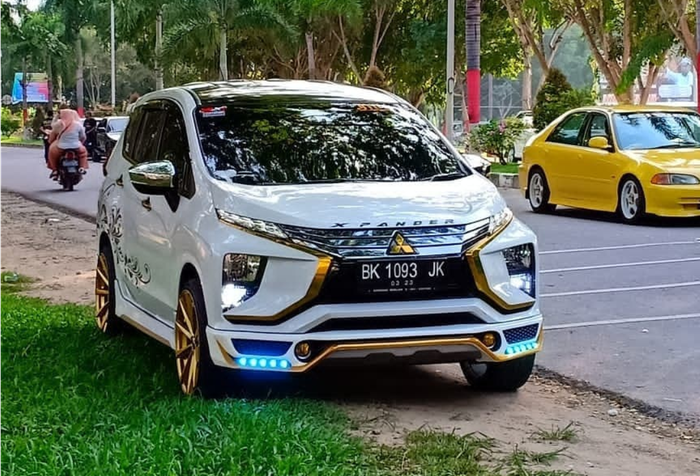 Bumper depan Mitsubishi Xpander buatan produsen di Medan