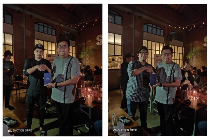 Dua orang pemenang lomba foto mendapat smartphone OPPO R17 Pro yang penyerahan hadiah nya diserahkan oleh PR Manager OPPO Indonesia, Aryo Meidianto, selamat ya