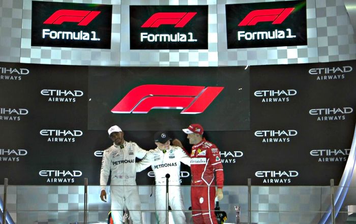Lewis Hamilton, Valtteri Bottas dan Sebastian Vettel mengomentari desain baru logo F1 yang diperkenalkan di GP F1 Abu Dhabi